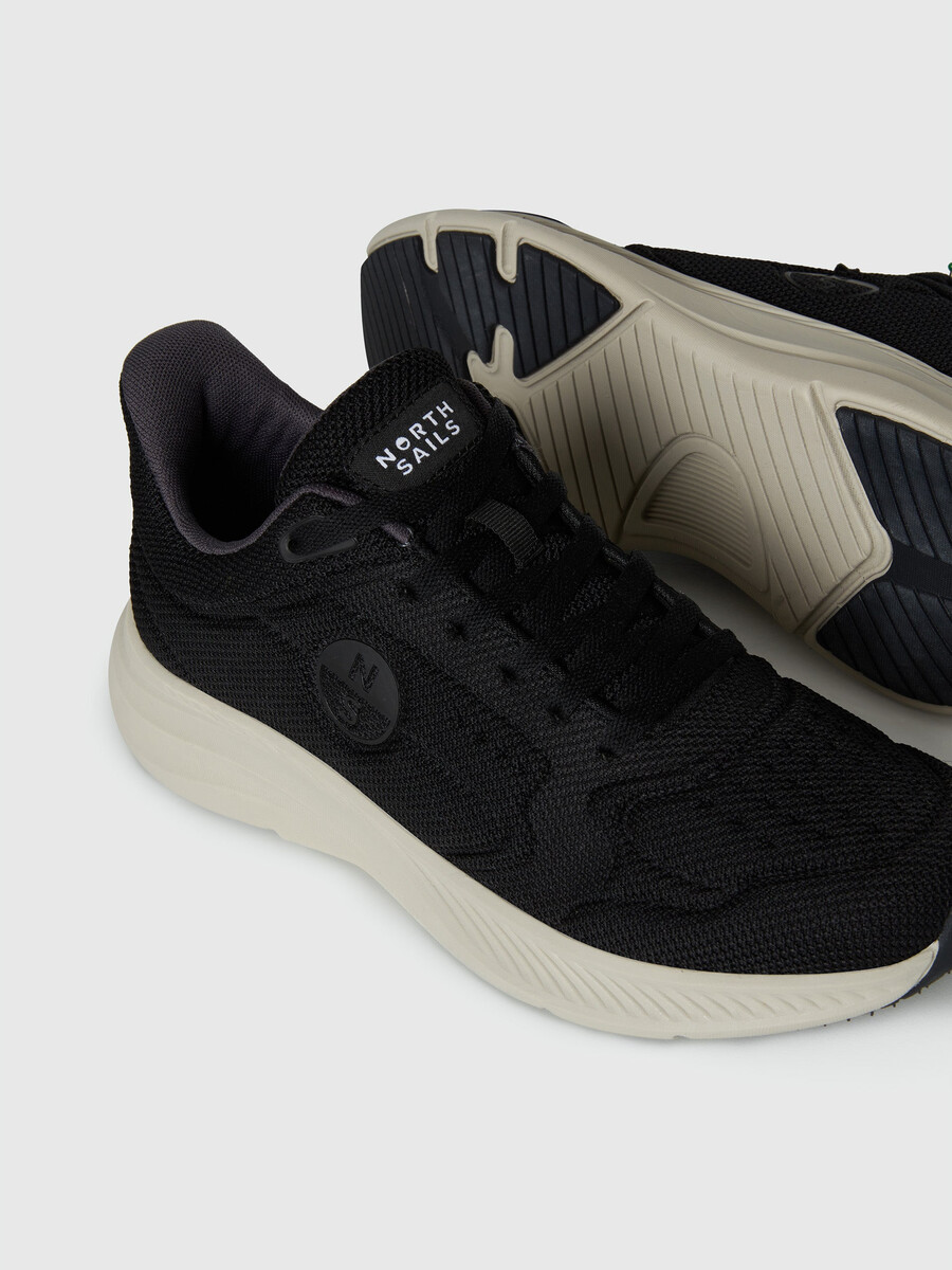 keel essential tenisice