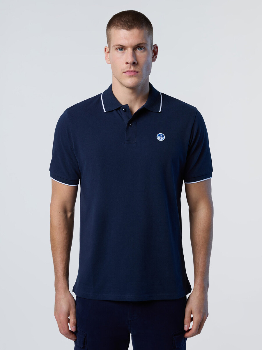 polo majica s printom na ovratniku