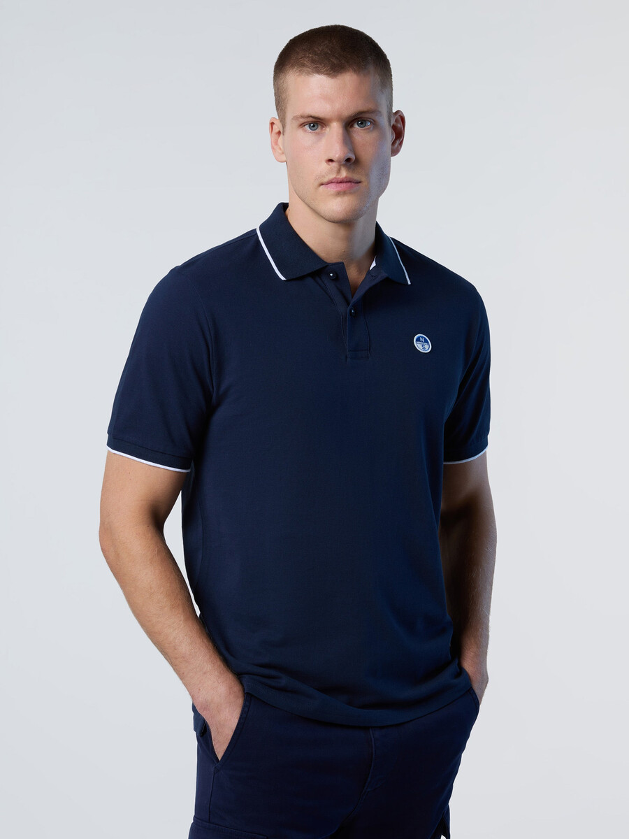 polo majica s printom na ovratniku