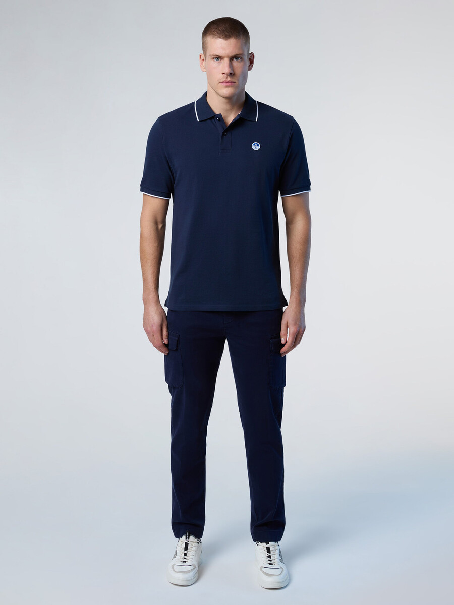 polo majica s printom na ovratniku