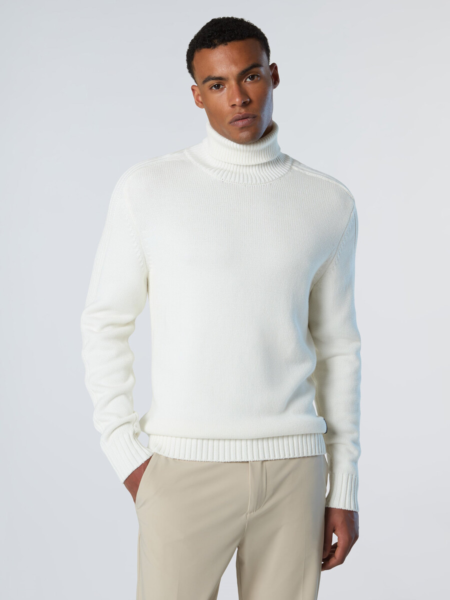 džemper s rolkom i rebrastim ovratnikom